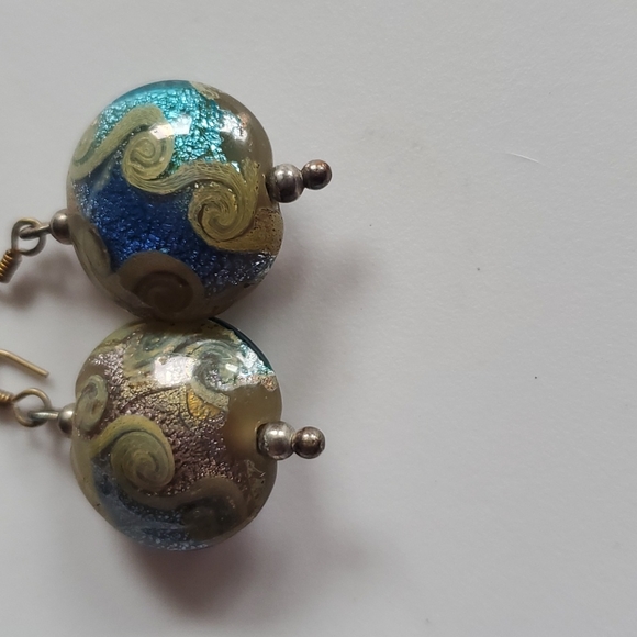 Glass Earrings. - Picture 4 of 4